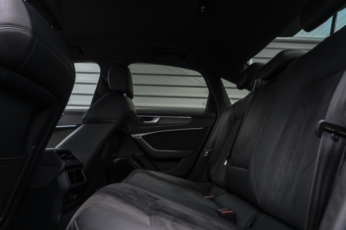 Szary Audi A6 Limousine 50TDI 2018 rok 286 KM