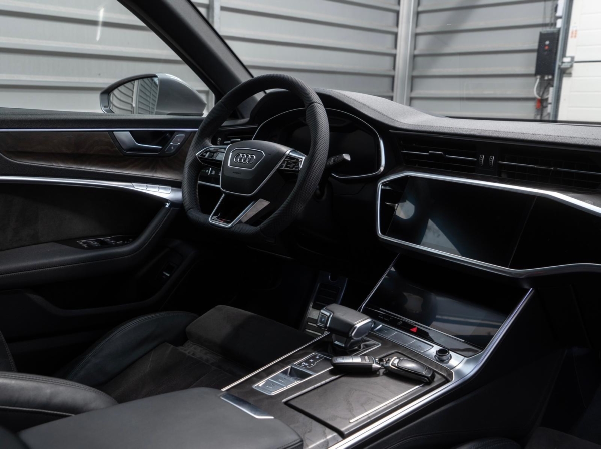 Szary Audi A6 Limousine 50TDI 2018 rok 286 KM