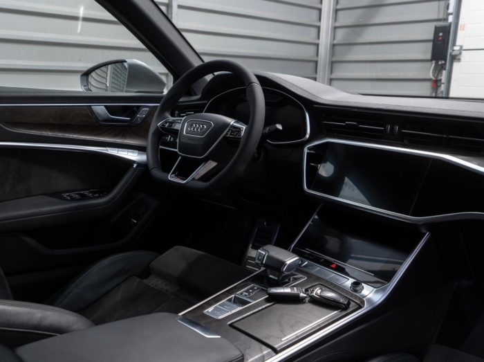 Szary Audi A6 Limousine 50TDI 2018 rok 286 KM