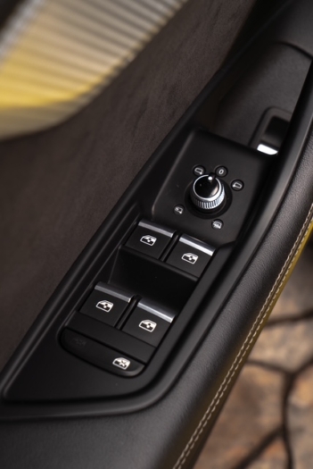 Żółty Individual Exclusive + RS Black Exclusive Audi RS5 450 KM Individual & Exclusive 2021 rok 450 KM