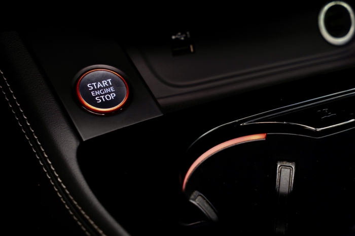 Żółty Individual Exclusive + RS Black Exclusive Audi RS5 450 KM Individual & Exclusive 2021 rok 450 KM