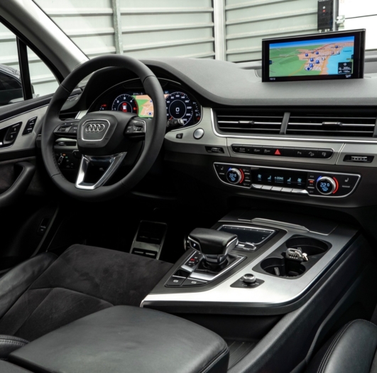 czarny Audi Q7 S-line 3.0TDI 2017 rok