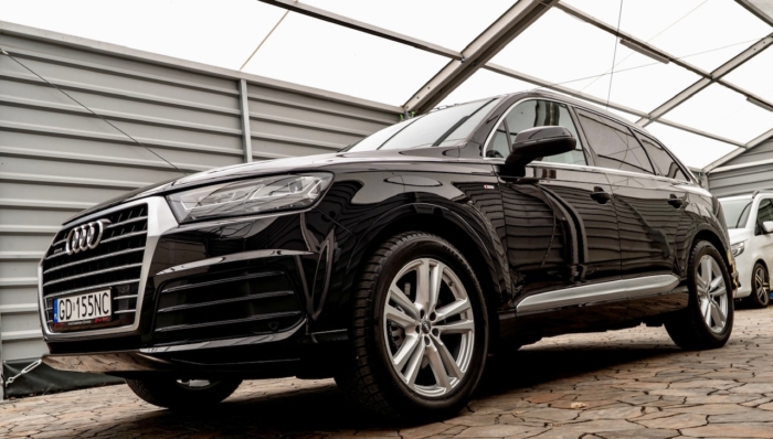 czarny Audi Q7 S-line 3.0TDI 2017 rok