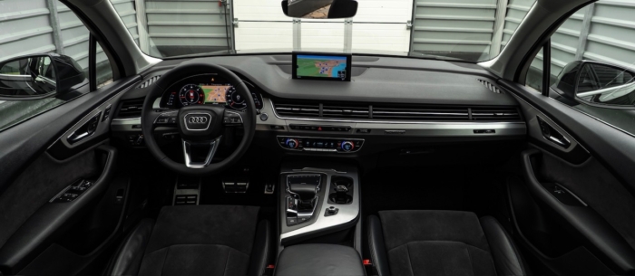 czarny Audi Q7 S-line 3.0TDI 2017 rok
